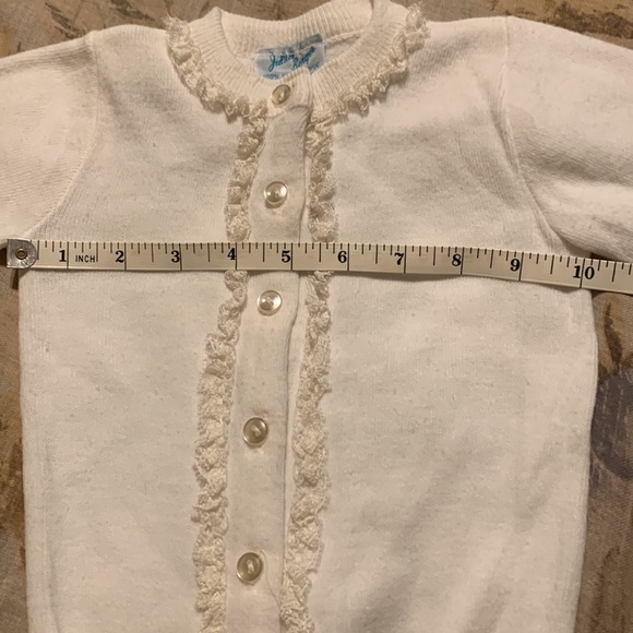 Julius Berger 100% Orlon acrylic, ivory cardigan - Picture 3 of 8